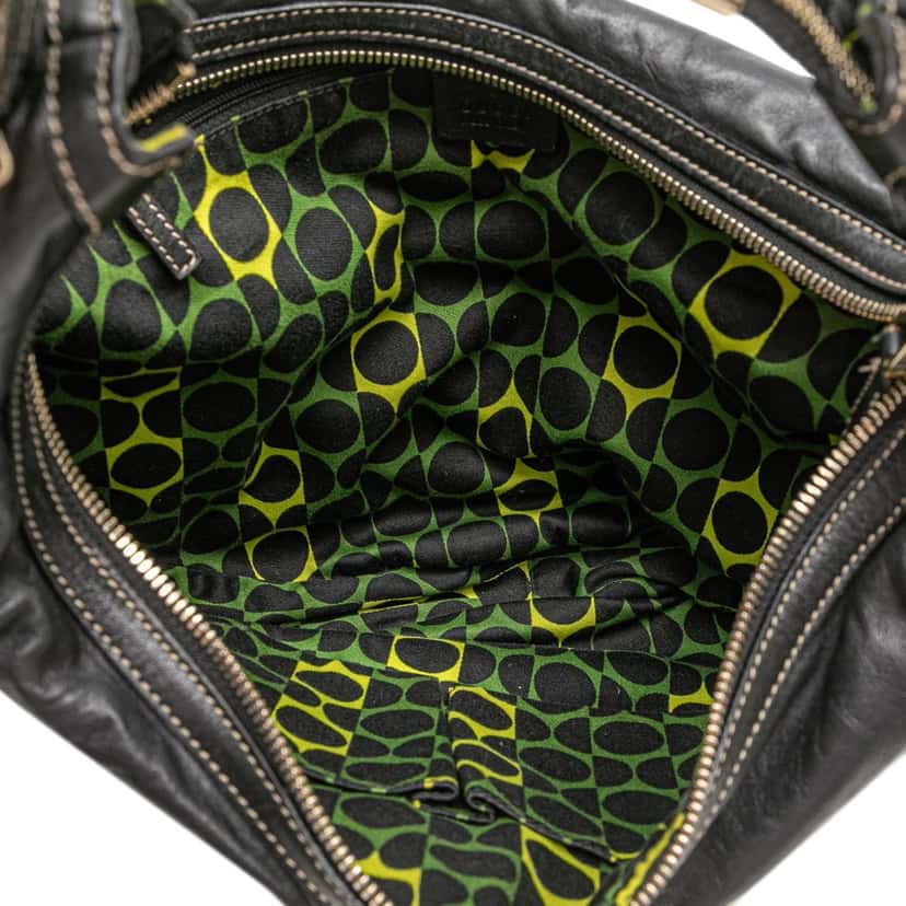 Gucci Leather Duchessa Hobo Black Leather Good condition - Model View