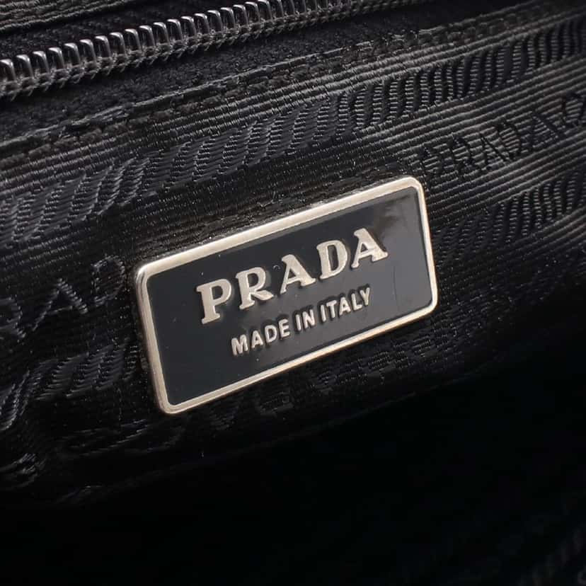 Prada Saffiano Trimmed Re Nylon Zip Top Crossbody Black Good condition - Model View