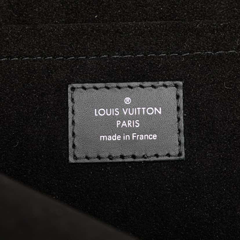 Louis Vuitton Epi Pochette Jour GM Black Leather Good condition - Box View