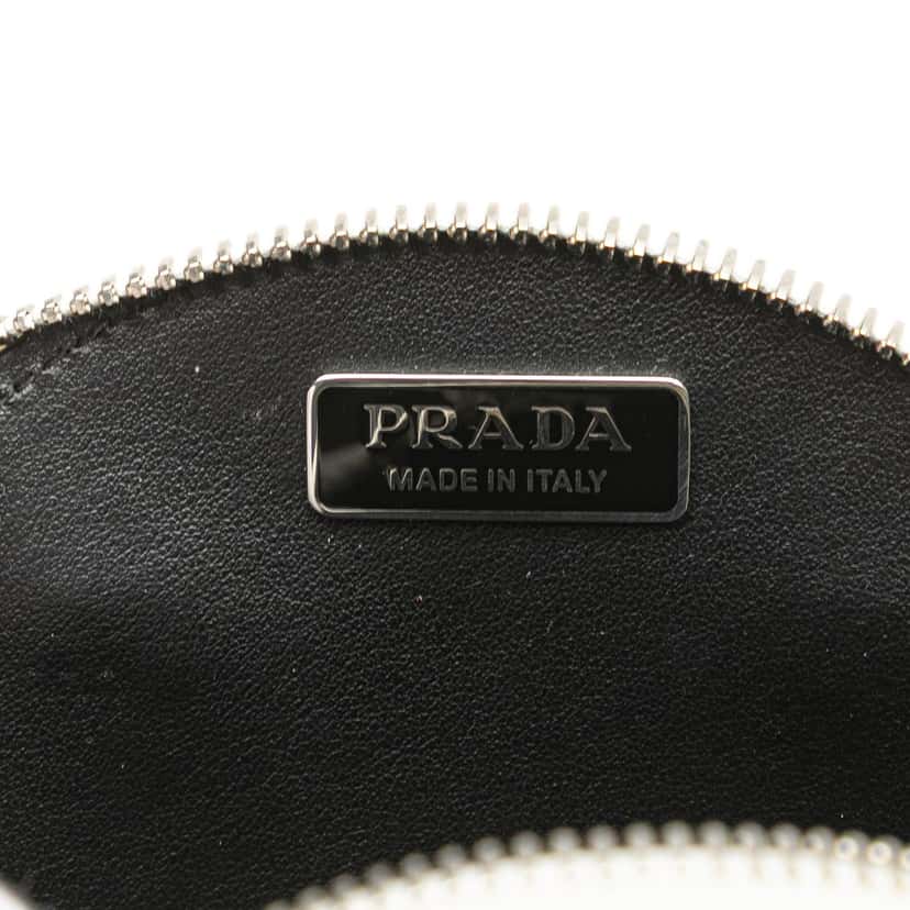 Prada Spazzolato Round Chain Coin Crossbody White Leather Good condition - Box View