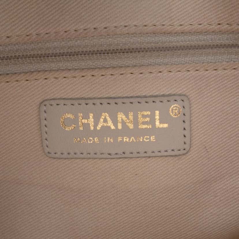 Chanel CC Printed Canvas Eiffel Tower Shoulder Bag Brown Canvas Good condition - Box View