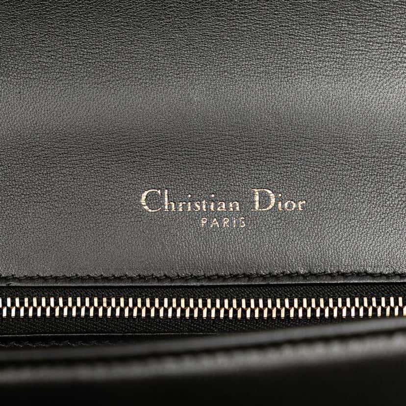 Dior Medium Calfskin Crystal Embroidered Diorama Flap Black Leather Good condition - Box View