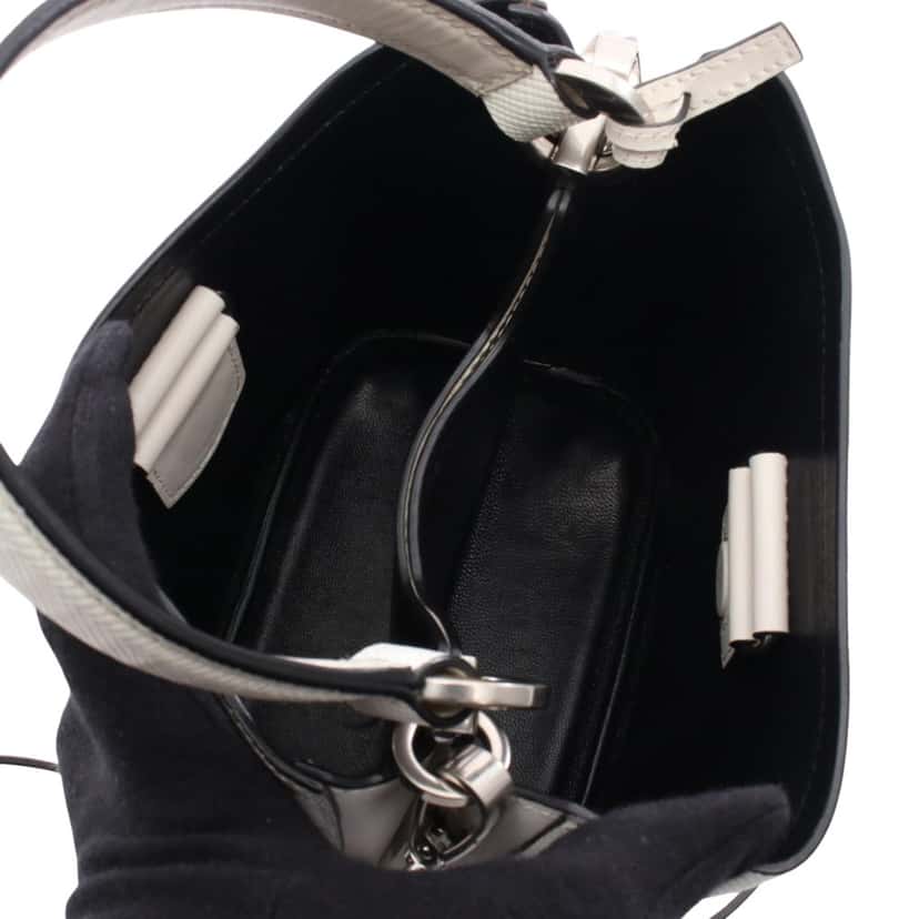 Prada Small Saffiano Cuir Smalto Panier Satchel White Leather Good condition - Inside View