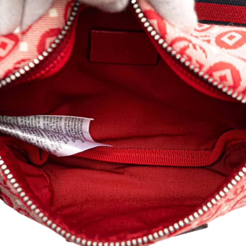 Gucci Kids GG Canvas Star Belt Bag Red Canvas Good condition - Model View