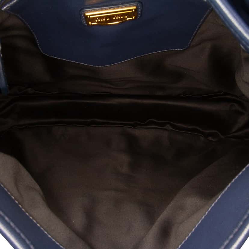 Miu Miu Matelasse Nappa Coffer Satchel Blue Leather Good condition - Model View