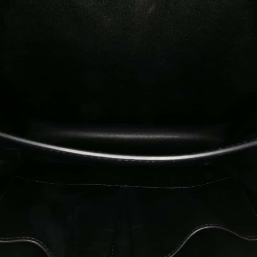 Celine Medium Calfskin Classic Box Black Leather Good condition - Model View