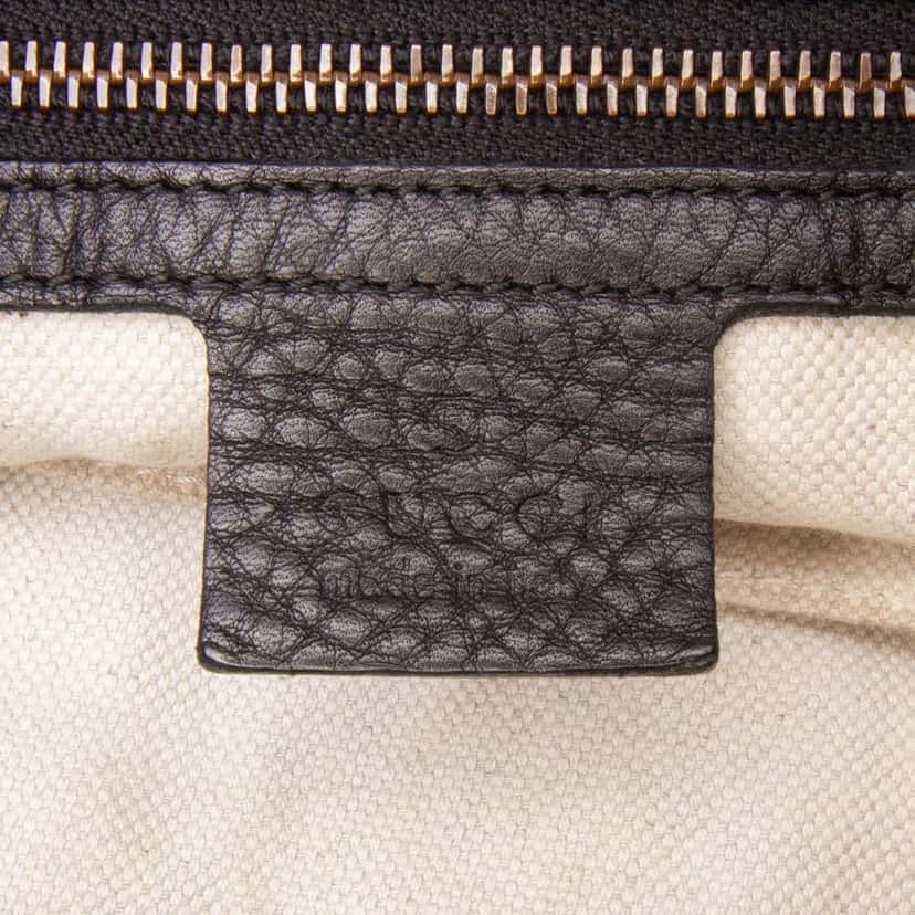 Gucci Large Leather Ride Shoulder Bag Black Leather Good condition - Box View