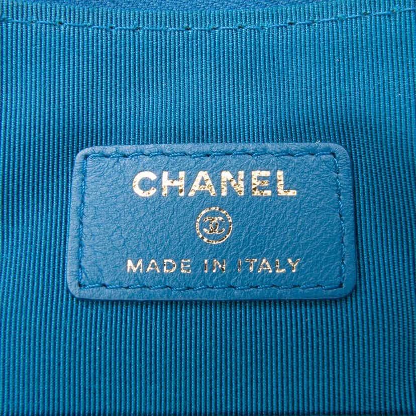 Chanel Large Quilted Lambskin Flap O Case Clutch Blue Leather Good condition - Box View