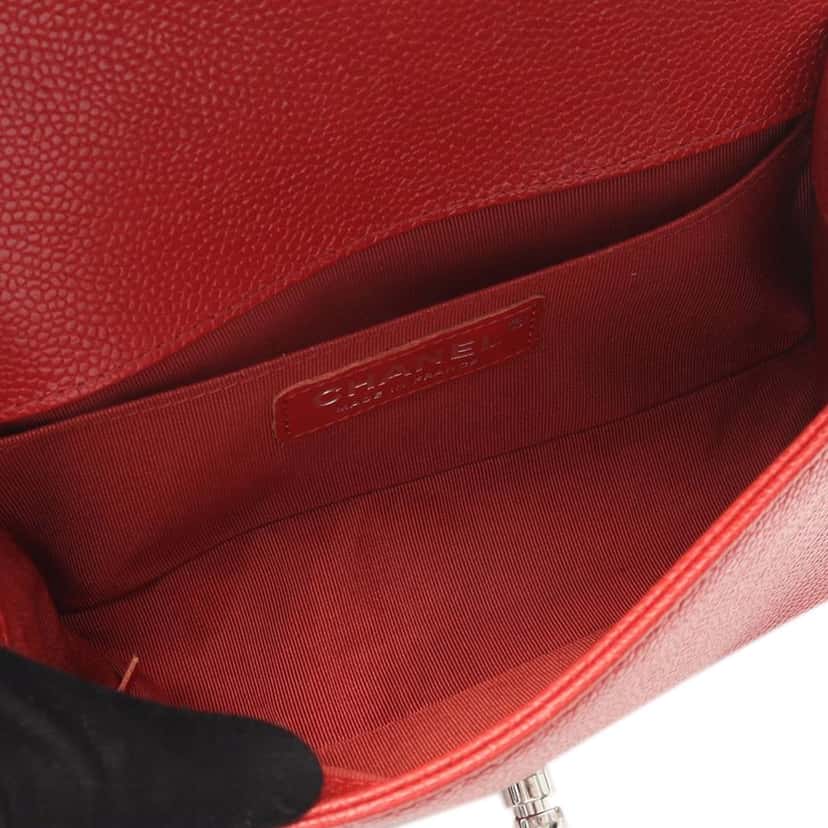 Chanel Small Chevron Caviar Boy Flap Red Leather Good condition - Inside View