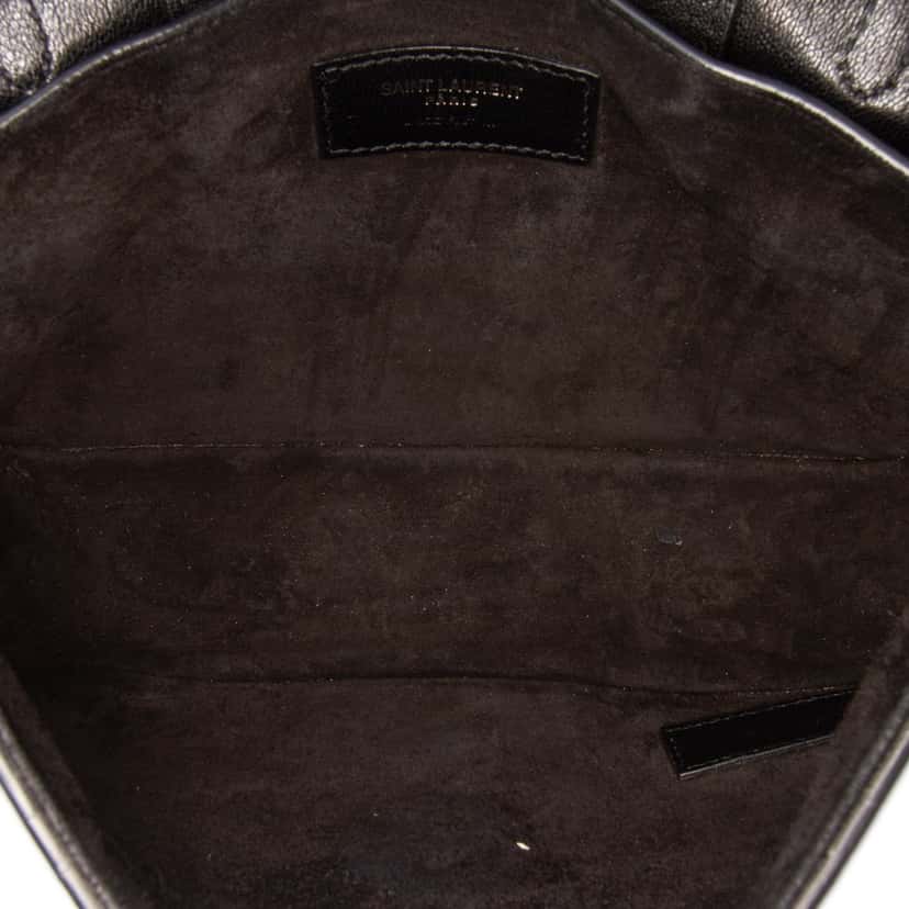 Saint Laurent Medium Lambskin Charlotte Messenger Bag Black Leather Good condition - Model View