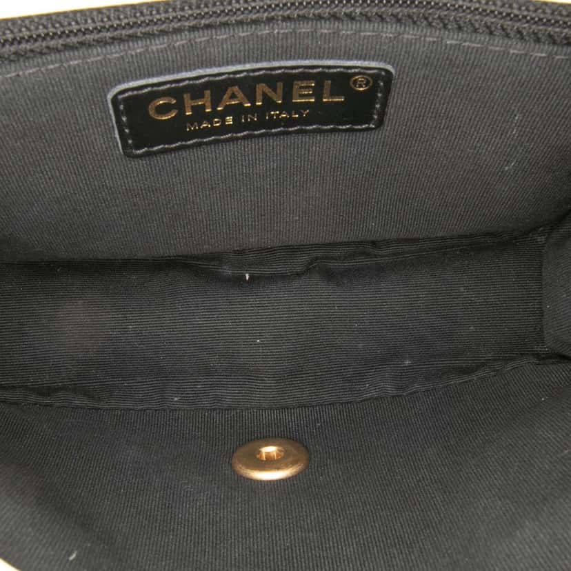 Chanel Small Quilted Calfskin Braided My Own Frame Flap White Leather Fair condition - Model View