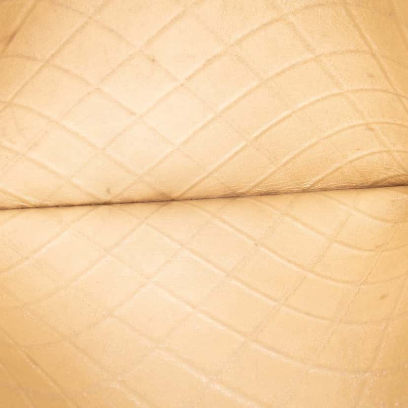 Chanel CC Stitched Lambskin Clutch Red Leather Good condition - Model View