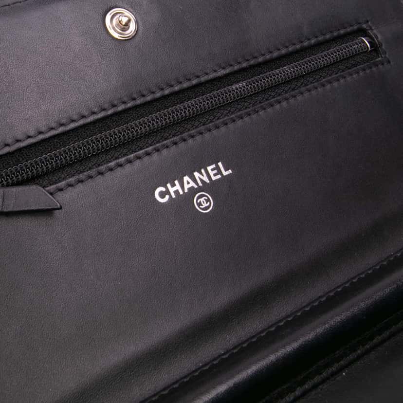 Chanel Quilted Shiny Aged Calfskin Boy Wallet On Chain Black Leather Good condition - Box View