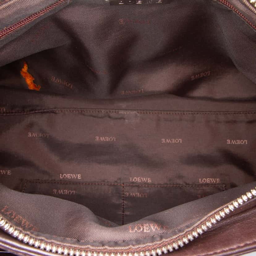 Loewe Anagram Leather Handbag Brown Leather Good condition - Model View