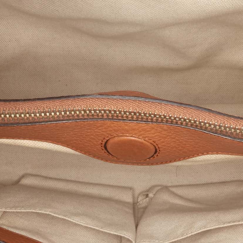 Gucci Medium Calfskin Bamboo Shopper Satchel Brown Leather Good condition - Model View