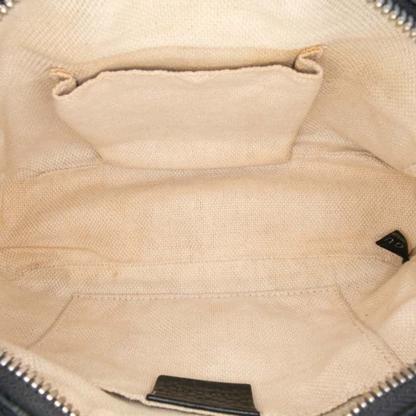 Gucci Leather Soho Disco Crossbody Black Leather Good condition - Model View