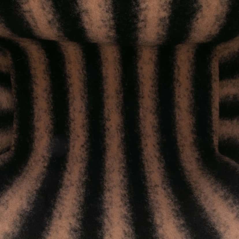 Fendi Felt Shopping Tote Red Wool Good condition - Model View