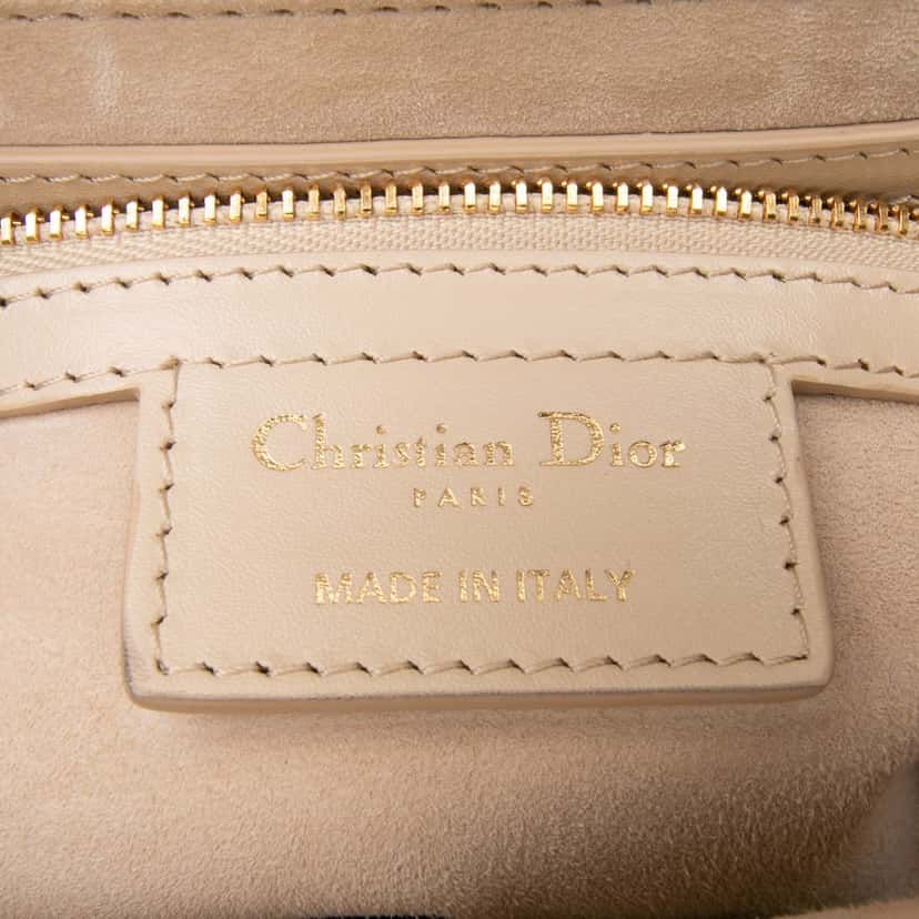 Dior Leather CD Signature Flap Brown Leather Good condition - Box View