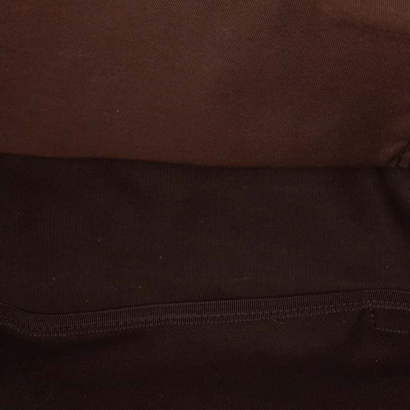 Gucci GG Supreme Crossbody Brown Canvas Good condition - Model View