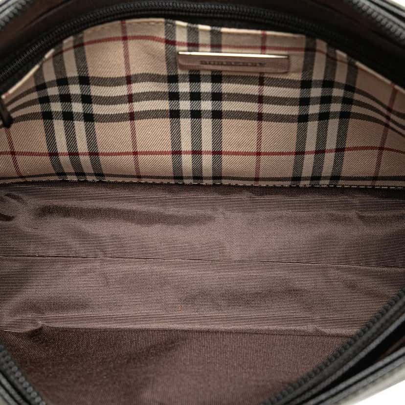 Burberry Leather Shoulder Bag Black Leather Good condition - Model View