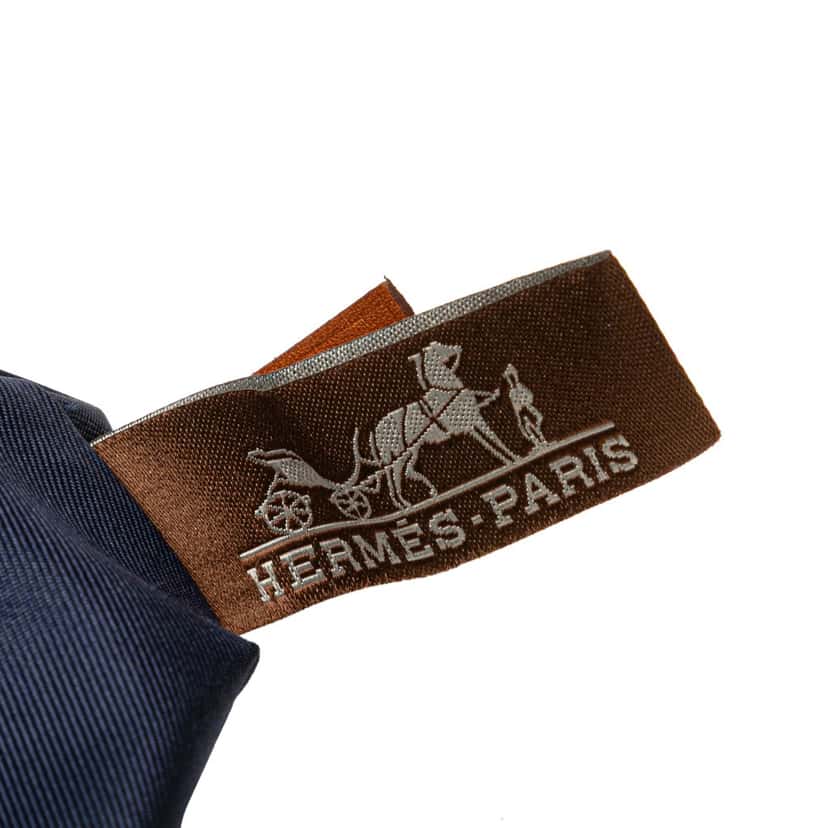 Hermès Silk Eperon D'or Bandana Travelsilk Cube PM Red Silk Good condition - Box View