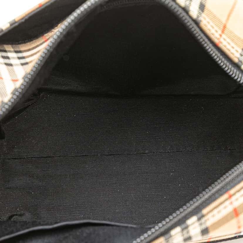 Burberry Haymarket Check Canvas Shoulder Bag Brown Canvas Good condition - Model View