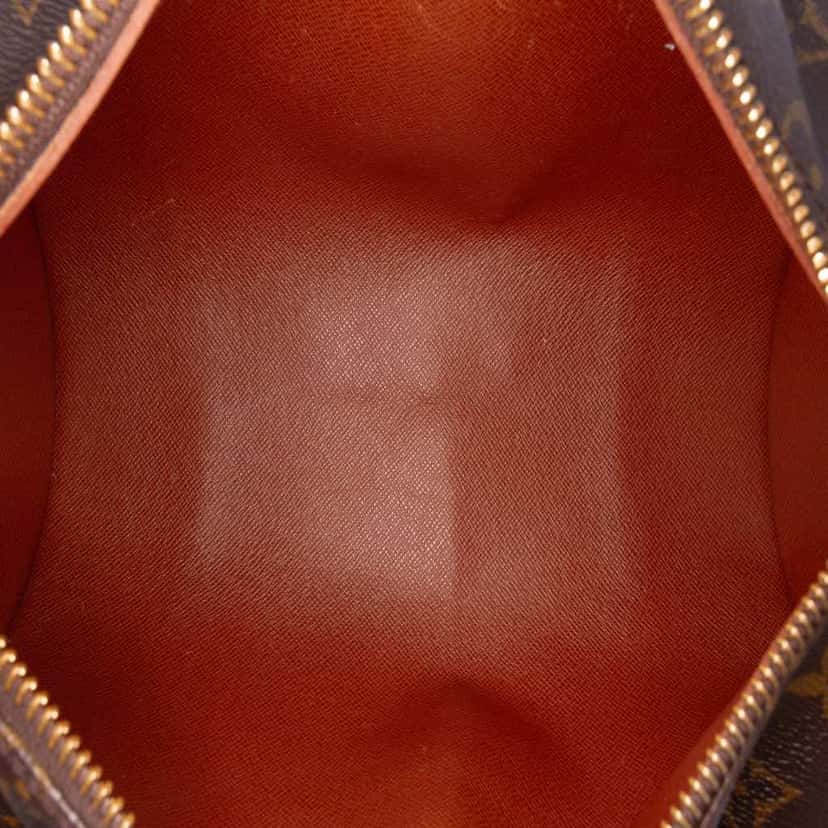 Louis Vuitton Monogram Papillon 26 Brown Canvas Good condition - Model View