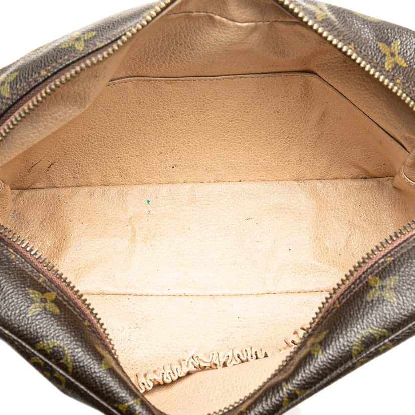 Louis Vuitton Monogram Trousse Toilette 28 Brown Canvas Good condition - Model View