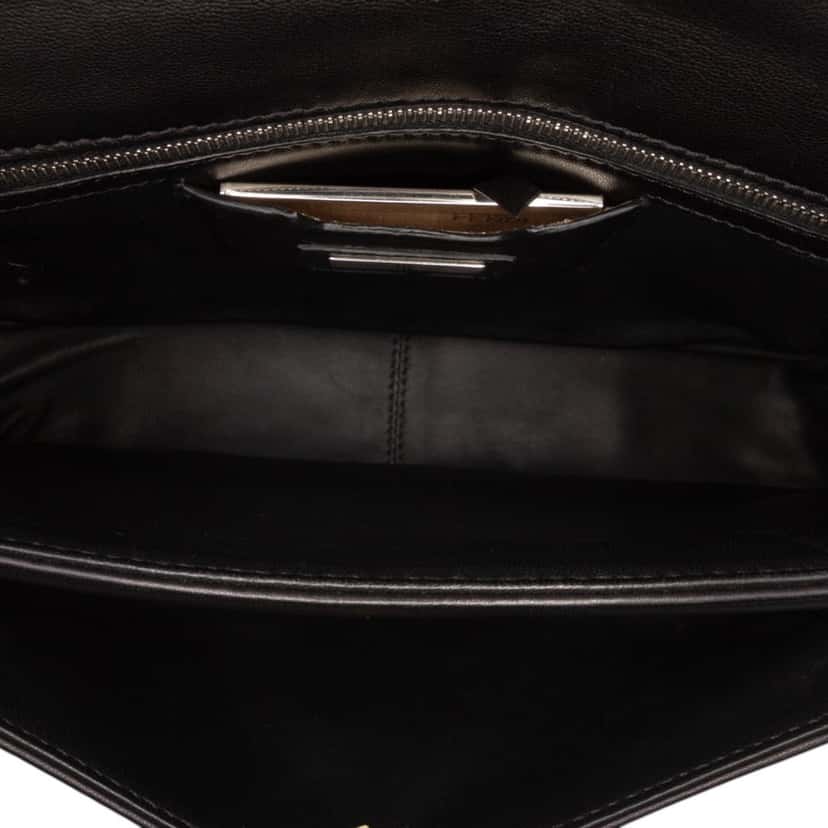 Fendi Nappa Be Baguette Crossbody Black Leather Good condition - Model View
