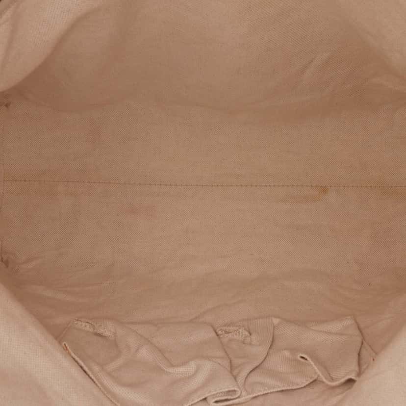 Gucci Medium Guccissima Bree Dome Tote White Leather Good condition - Model View