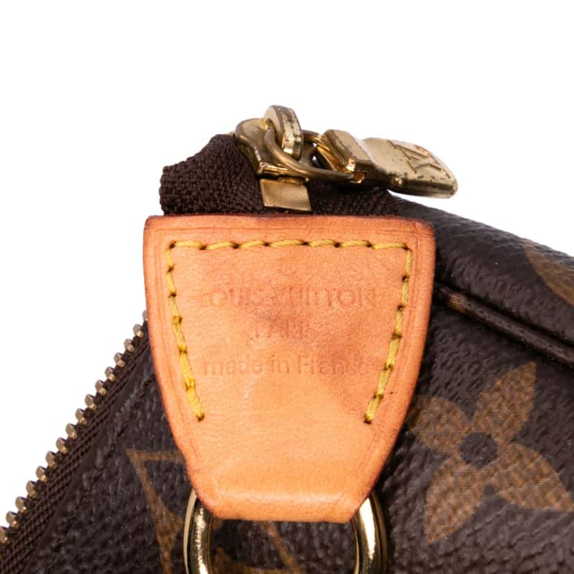 Louis Vuitton Monogram Mini Pochette Accessoires Brown Canvas Good condition - Box View