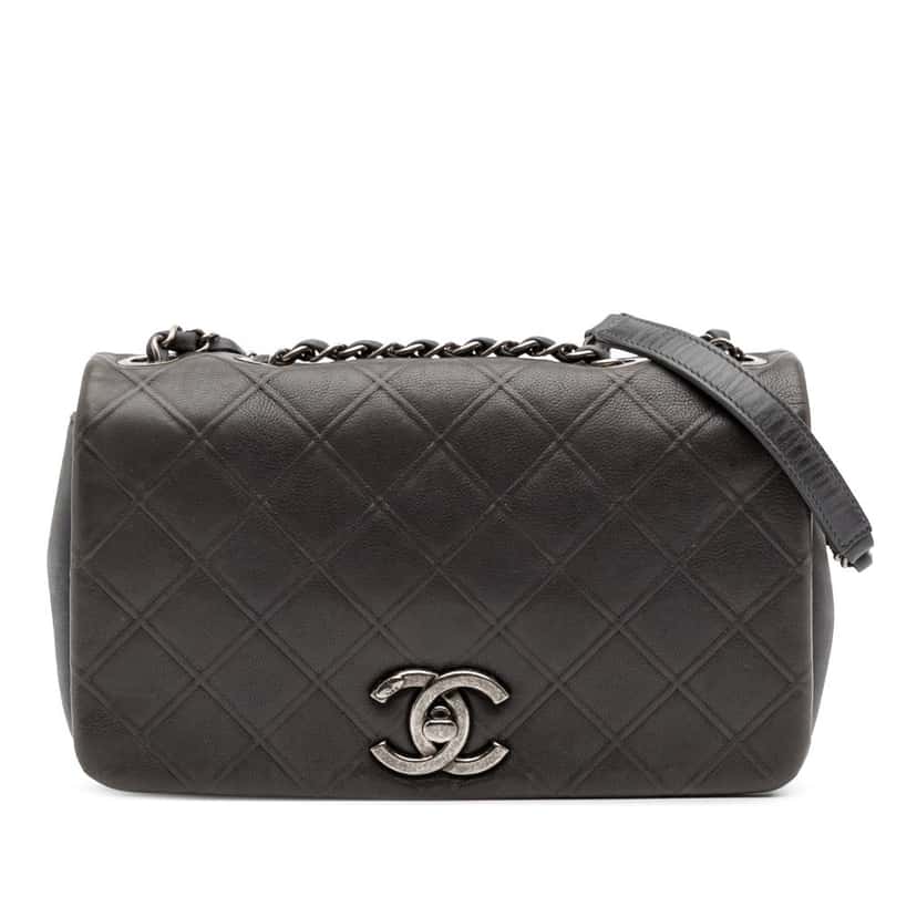 Chanel Paris Edinburgh Medium Diamond Embossed Calfskin New Chic Flap Grey Leather Good condition - Front View