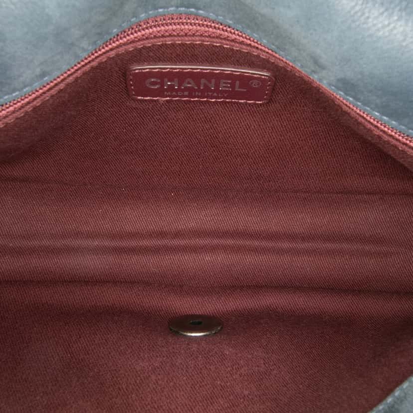 Chanel Paris Edinburgh Medium Diamond Embossed Calfskin New Chic Flap Grey Leather Good condition - Model View