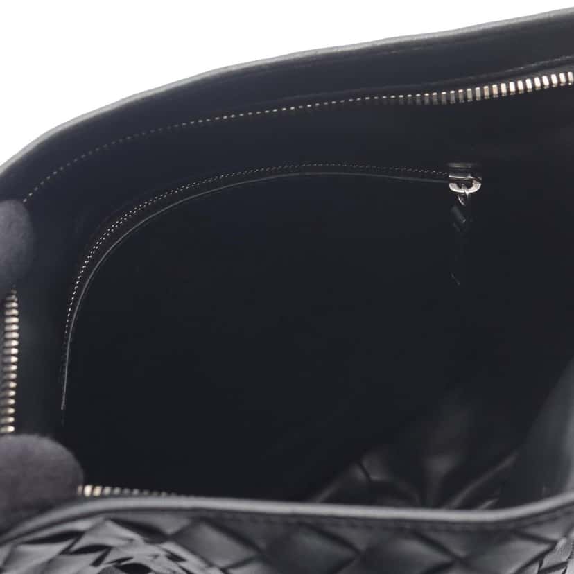 Bottega Veneta Nappa Intrecciato BV Twist Handbag Black Leather Good condition - Inside View