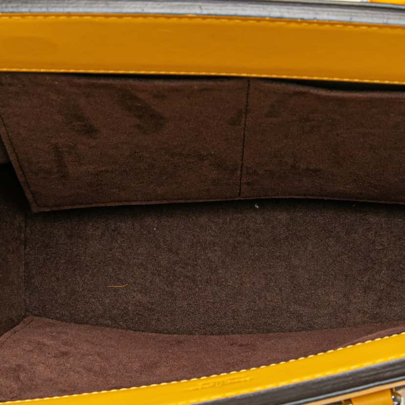 Louis Vuitton Epi Phenix PM Yellow Leather Good condition - Model View