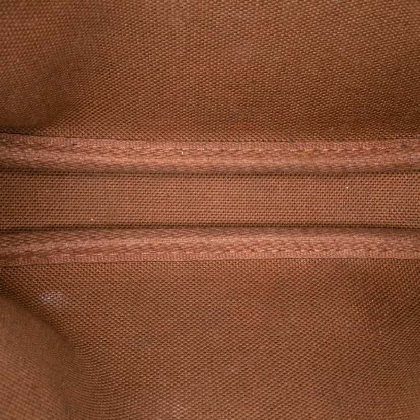 Louis Vuitton Monogram Mini Pochette Accessoires Brown Canvas Good condition - Model View