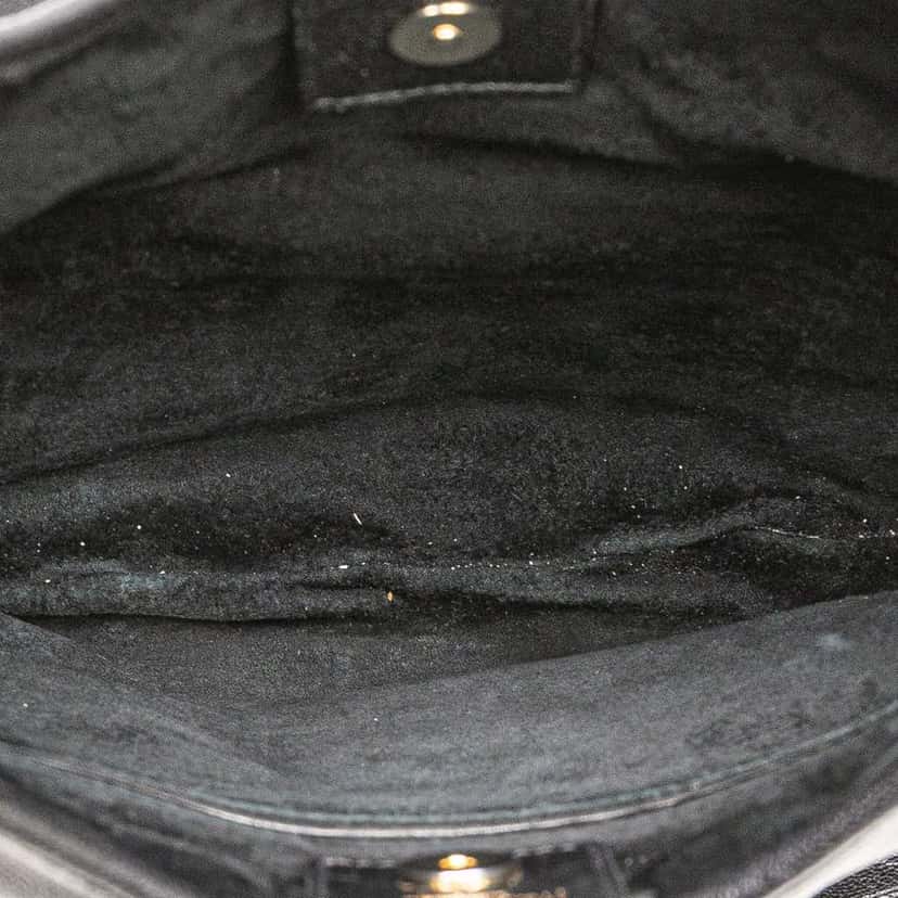 Yves Saint Laurent Ruffled Leather Saint Tropez Hobo Black Leather Good condition - Model View