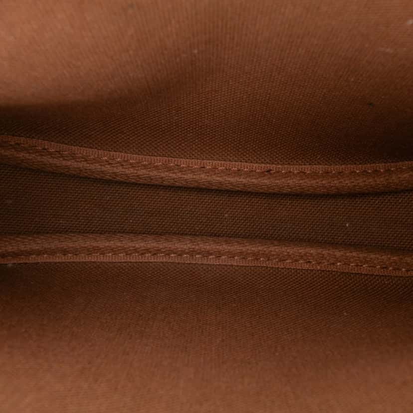 Louis Vuitton Monogram Mini Pochette Accessoires Brown Canvas Good condition - Model View