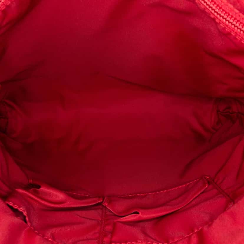 Gucci GG Nylon Flat Messenger Bag Red Good condition - Model View
