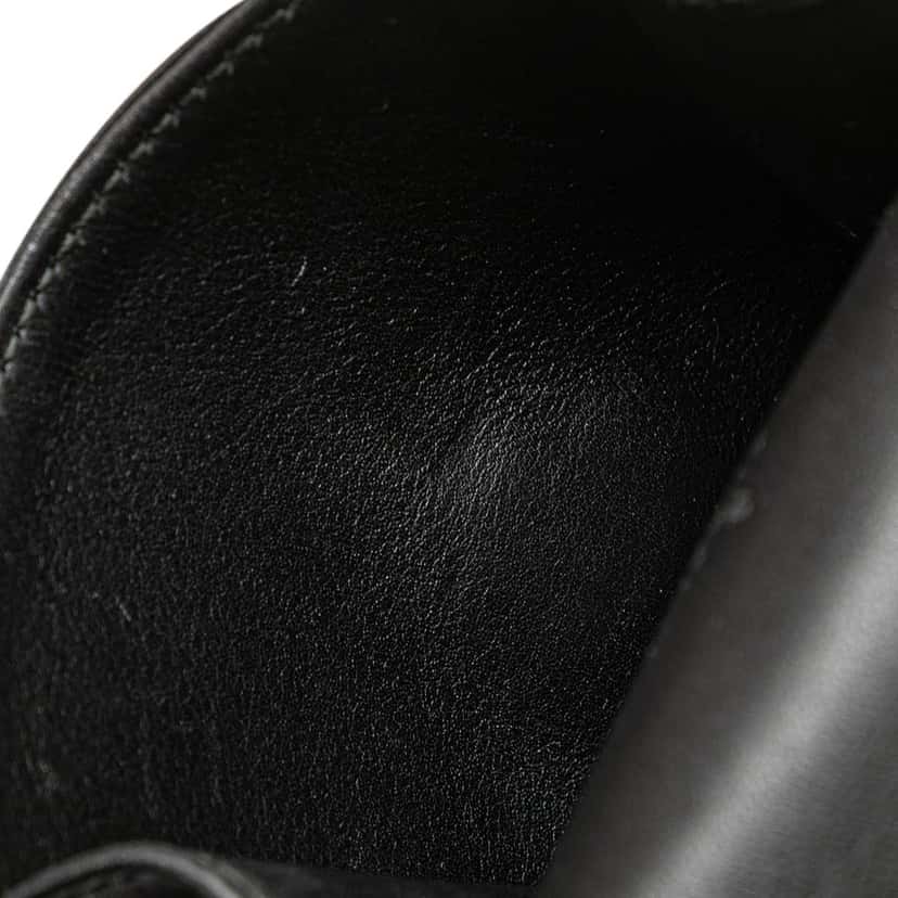 Gucci Mini GG Marmont Matelasse Leather Animal Studs Belt Pouch Bag Black Leather Good condition - Box View