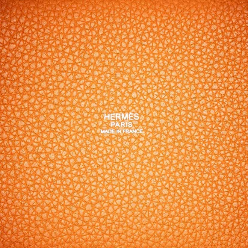 Hermès Clemence Picotin 18 Orange Leather Good condition - Box View