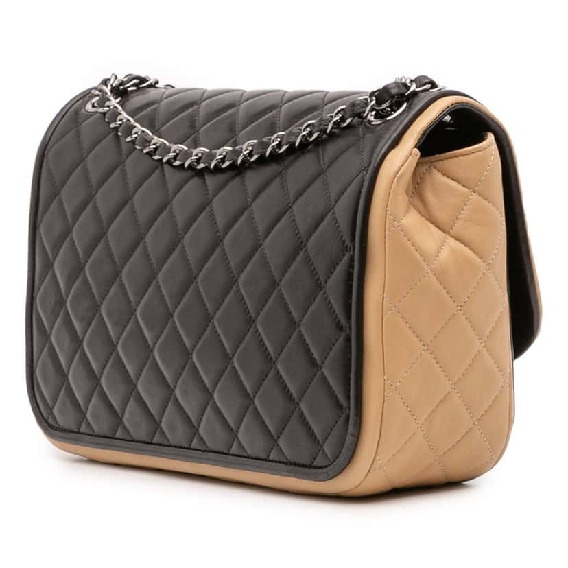 Chanel Jumbo Classic Bicolor Lambskin Twist Flap Black Leather Good condition - Back View