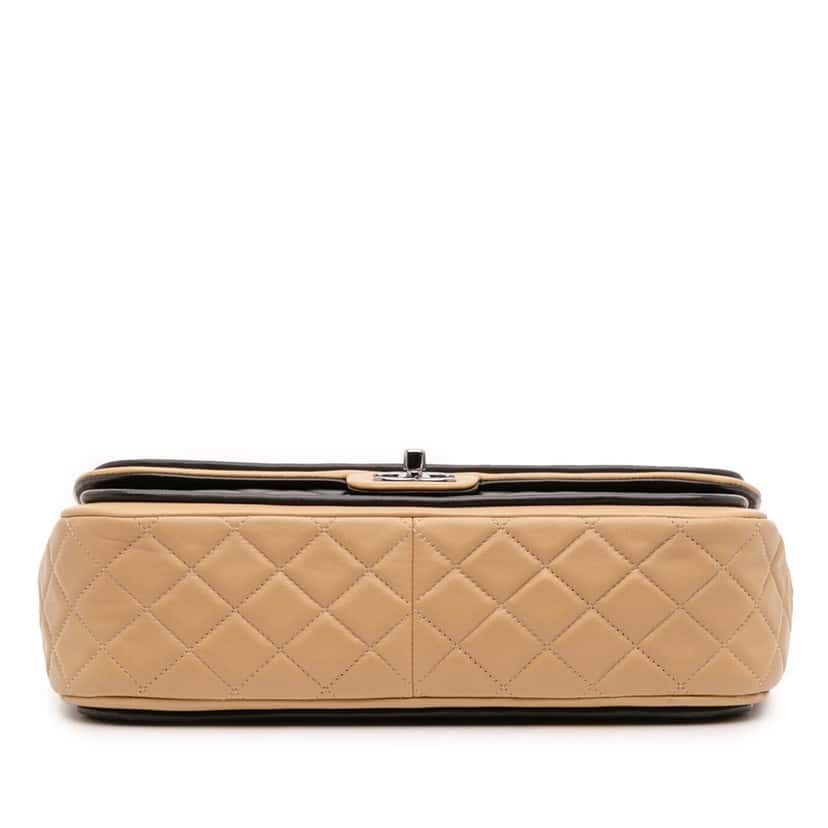 Chanel Jumbo Classic Bicolor Lambskin Twist Flap Black Leather Good condition - Inside View