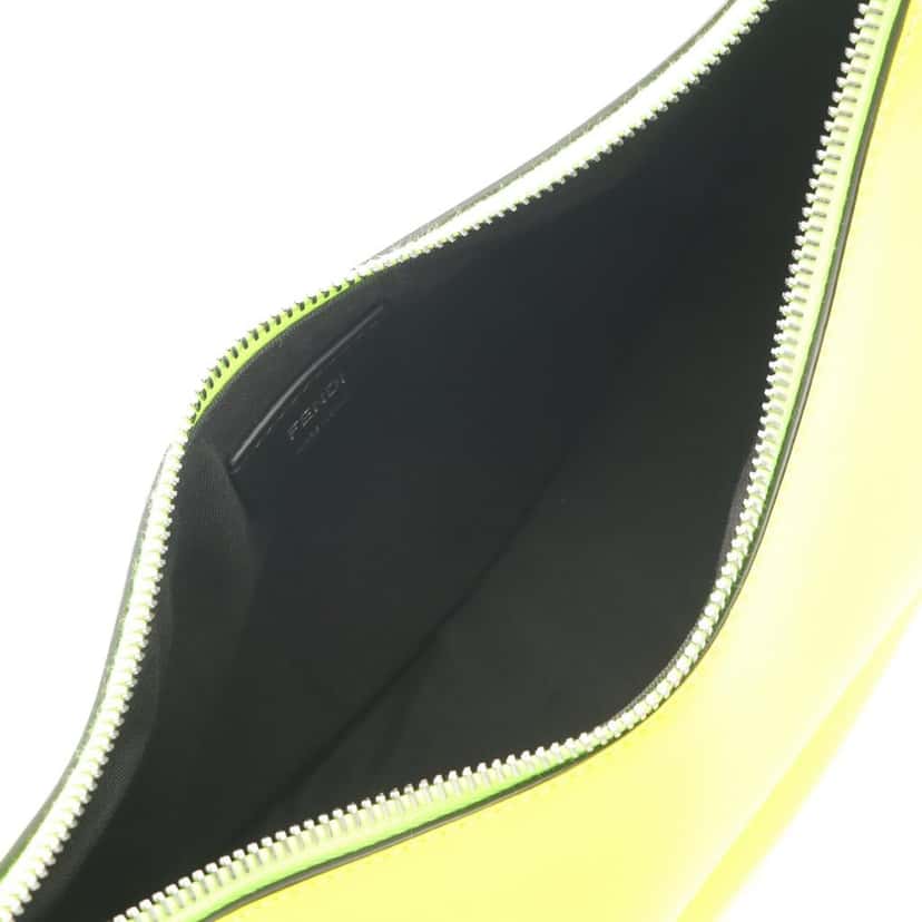 Fendi Small Vitello Grace Matte Fendigraphy Hobo Yellow Leather Good condition - Inside View