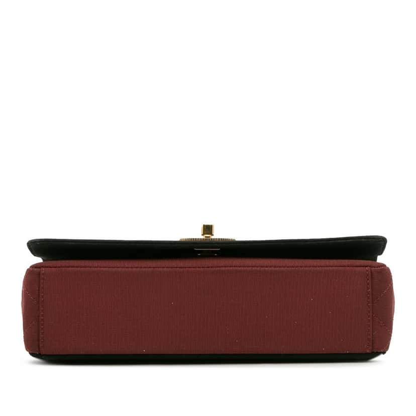 Chanel Small Bicolor Quilted Grosgrain Satin Small Mademoiselle Double Flap Red Satin Good condition - Inside View