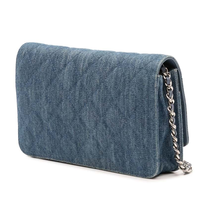 Chanel Quilted Denim Camellia Wallet On Chain Denim Blue Denim Very good condition - Back View
