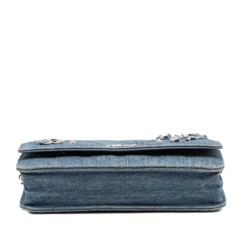Chanel Quilted Denim Camellia Wallet On Chain Denim Blue Denim Very good condition - Inside View