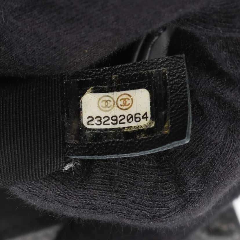 Chanel Old Medium Braided Tweed and Calfskin Boy Flap Grey Tweed Good condition - Box View