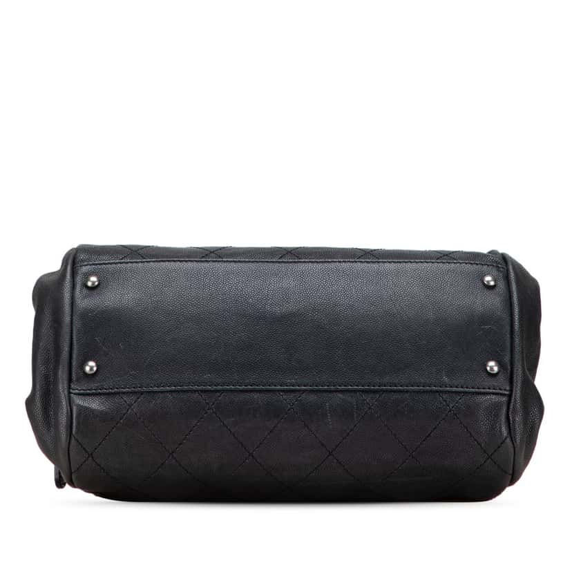 Chanel Caviar CC Outdoor Ligne Handbag Black Leather Good condition - Inside View