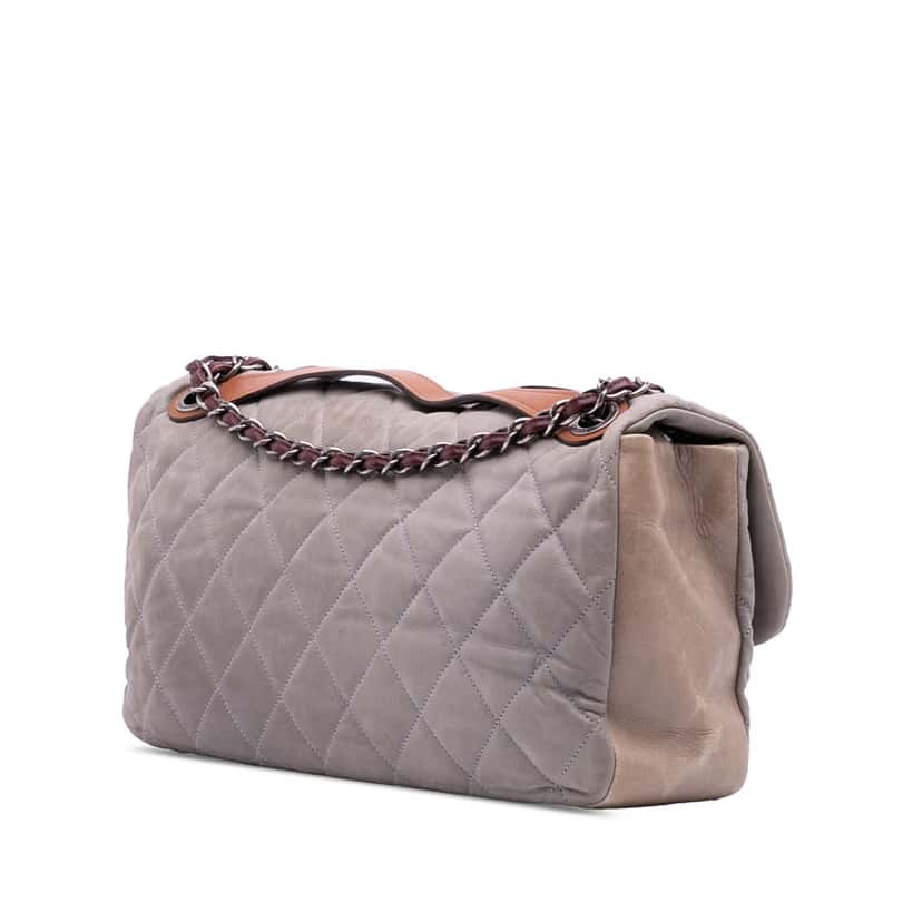 Chanel Jumbo Iridescent Calfskin In The Mix Flap Grey Leather Good condition - Back View
